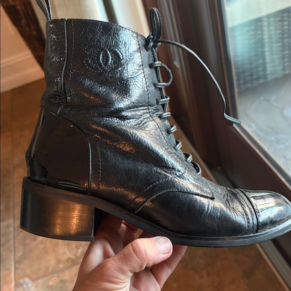 Designer C Boots - Picture 7 of 8